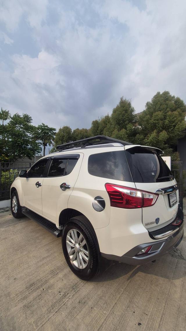 รถ MU X 1.9 รถบ้านใช้เองมือเดียว สภาพดีมากๆๆ รูปย่อยที่ 3