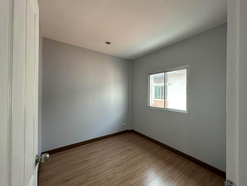 ขายทาวน์เฮ้าส์ 2 ชั้น 17 ตร.ว.หมู่บ้านสินนครวิลล์ ประชาอุทิศ–คู่สร้าง ทำเลดี ราคาเพียง 1.9 ล้าน (ฟรีโอน) 10