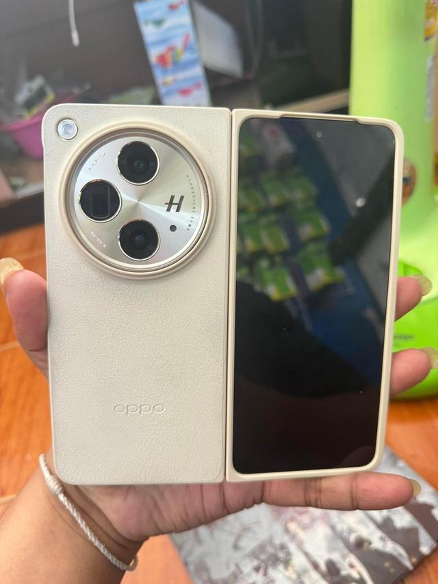 OPPO FIND N3 สี Champagne Gold 