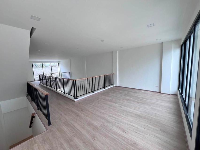 Luxury townhome project For Sale The Blisz ICONIC Sathon – Charan 35 12