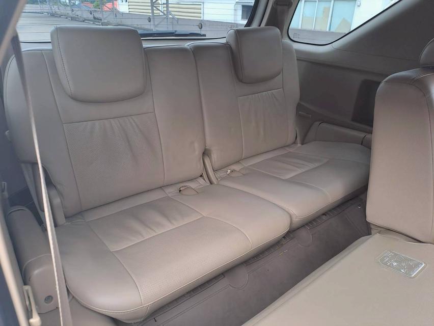 Toyota Fortuner 3.0 V รุ่น TRD Sportivo 4WD รุ่นท็อป ปี2011 สีขาว 14