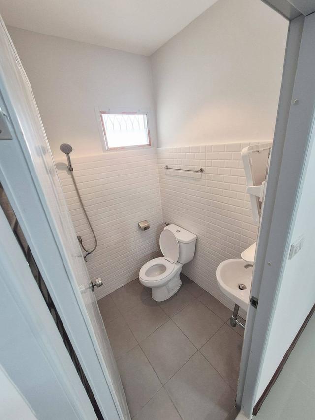 บ้านเช่า 4 ห้องนอน รามอินทรา 13 ใกล้รถไฟฟ้า สายสีชมพู 4