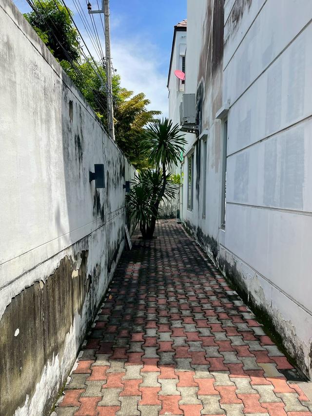 ขายด่วนทาวน์โฮม บ้านกลางเมือง Urbanion ศรีนครินทร์ 46/1 ตกแต่งครบพร้อมเข้าอยู่ บ้านหลังมุม (N.1951) 13