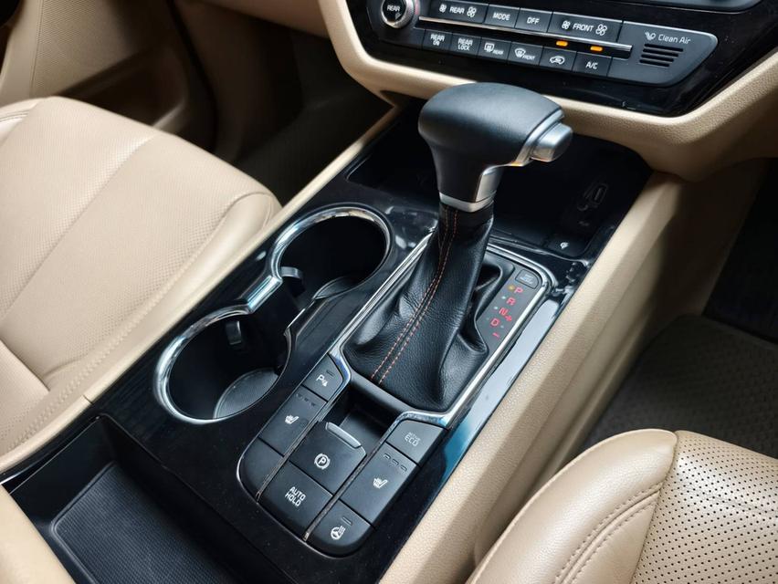 รถเข้าใหม่! KIA GRAND CARNIVAL 2.2 EX ปี 2018 สีดำ 16