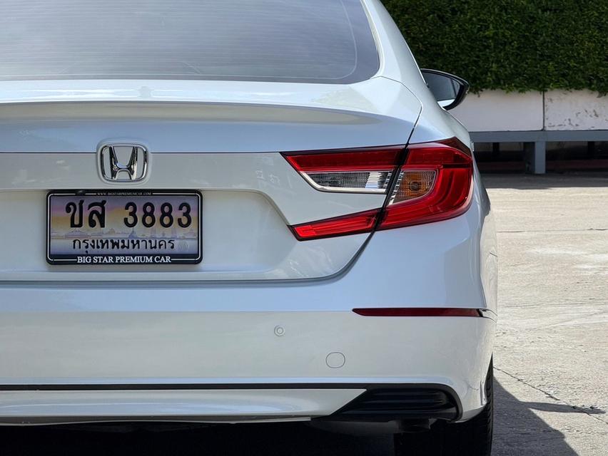 2020 HONDA ACCORD 1.5 EL รถมือเดียวออกป้ายแดง รถวิ่งน้อย เข้าศูนย์ทุกระยะ ไม่เคยมีอุบัติเหตุครับ 9