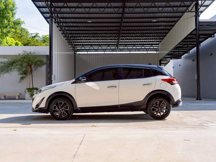 Toyota Yaris Cross 1.2 High ปี 2020 3