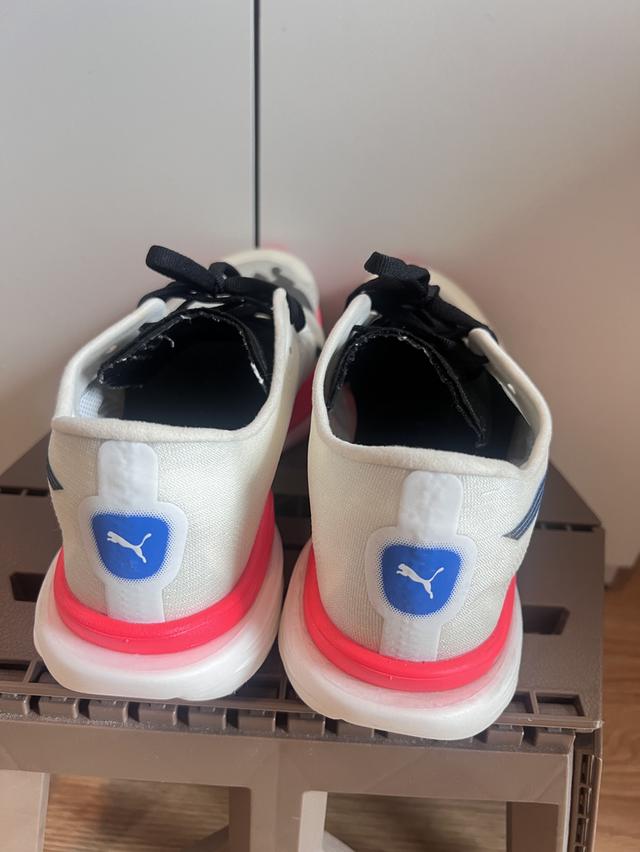 รองเท้าวิ่ง Puma
