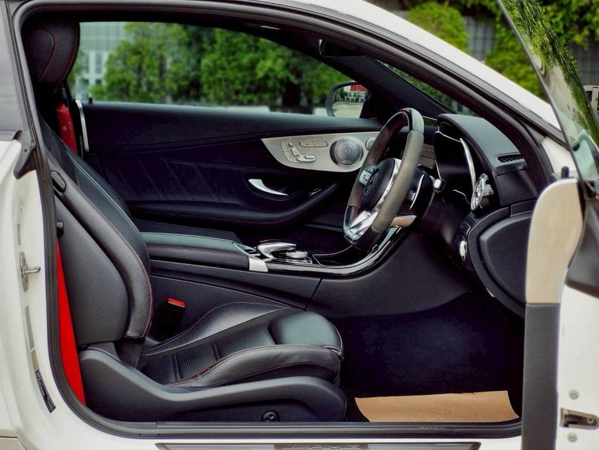 Mercedes-AMG C43 4Matic Coupe 7