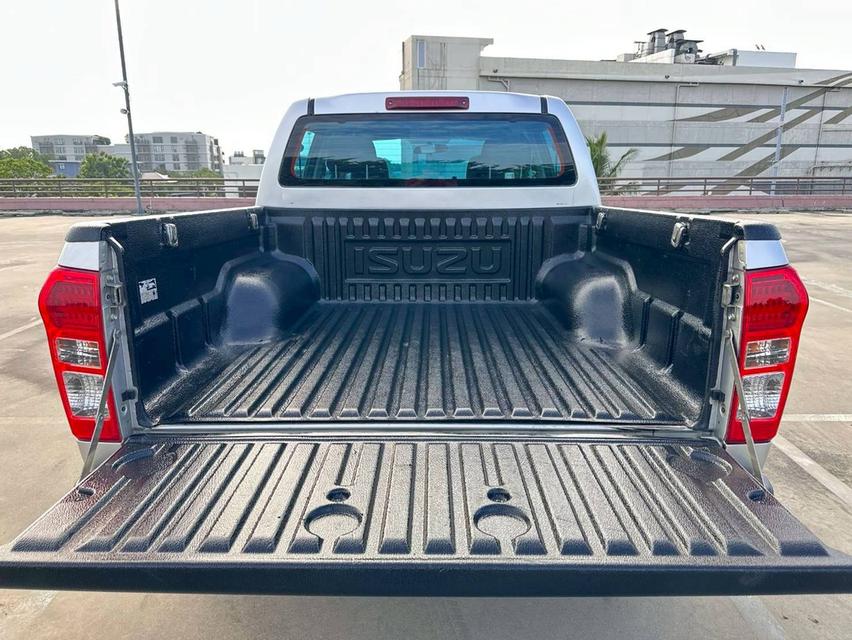 ISUZU D-MAX 2.5 VGS Z Ddi HI-LANDER CAB-4 เกียร์ธรรมดา สีบรอนซ์เทา ปี 2012 17