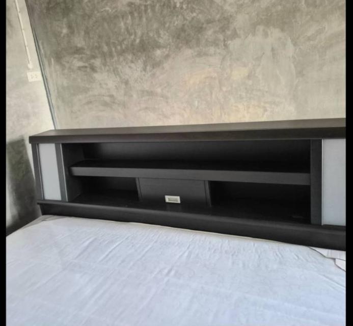 เตียง และ ที่นอน 6ฟุต ของมือ1แต่ส่งต่อ ใน ราคามือ2 สําหรับผู้สนใจ ของดีราคาถูก 2