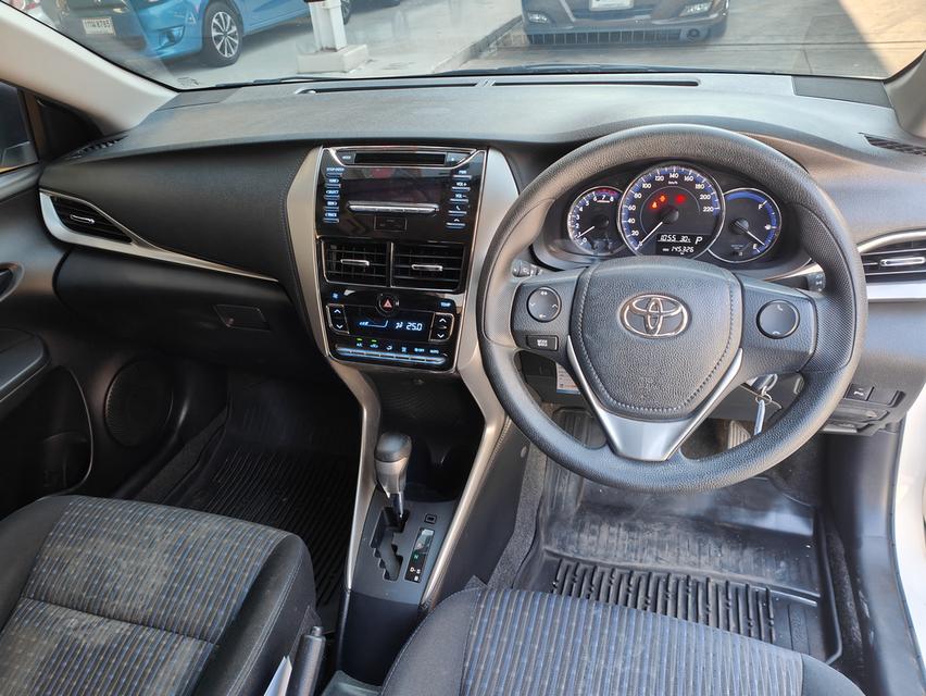 Toyota Yaris Ativ 1.2 E AT ปี 2017 6