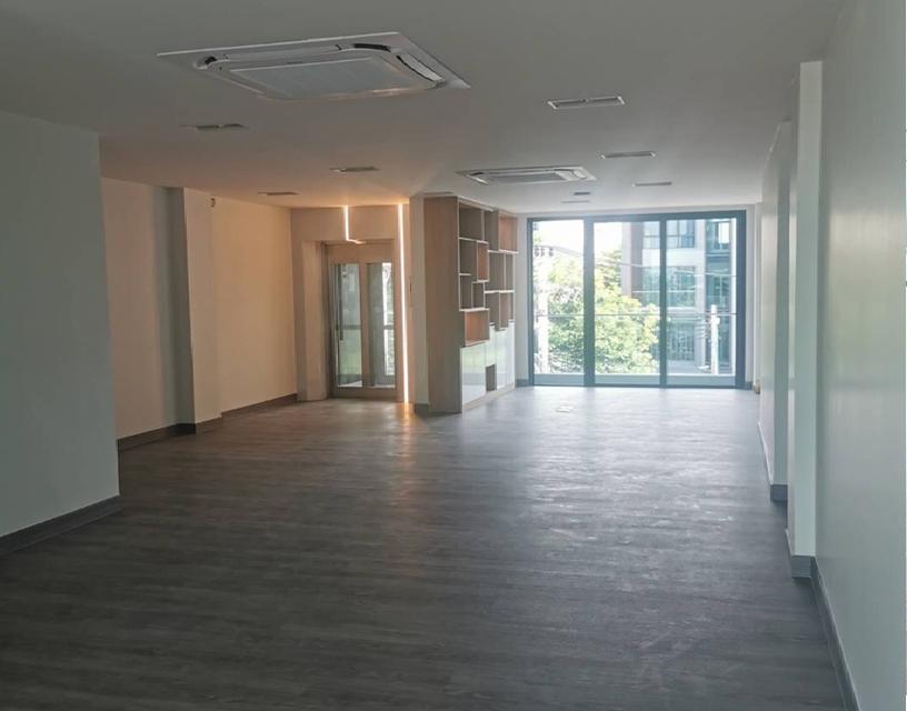 ให้เช่าทาวน์โฮม / Home Office 4 ชั้น โครงการ เจ ดับบลิว เออร์เบิน JW Urban สระประภา ดอนเมือง / แอร์ทั้งอาคาร / อาคารมีลิฟท์โดยสาร 3