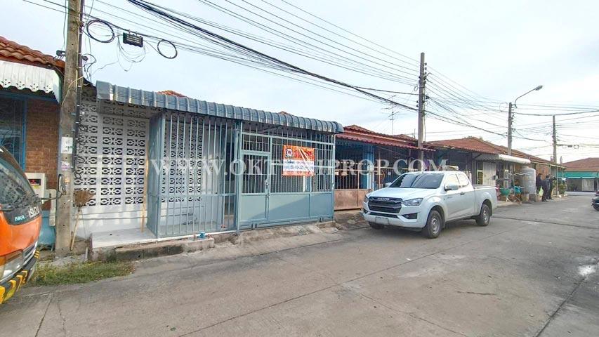 ทาวน์เฮ้าส์ หมู่บ้านพฤกษา 3 ถนนวัดลาดปลาดุก บางบัวทอง นนทบุรี 16