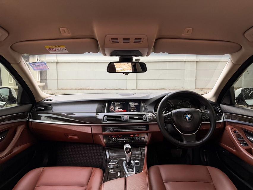 รหัสรถ AVA9965 🎉 BMW 525d Luxury LCI โฉมใหม่ F10 ปี 2016 8