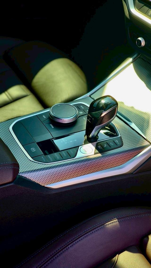 BMW 330e m sport 2020 รูปที่ 13