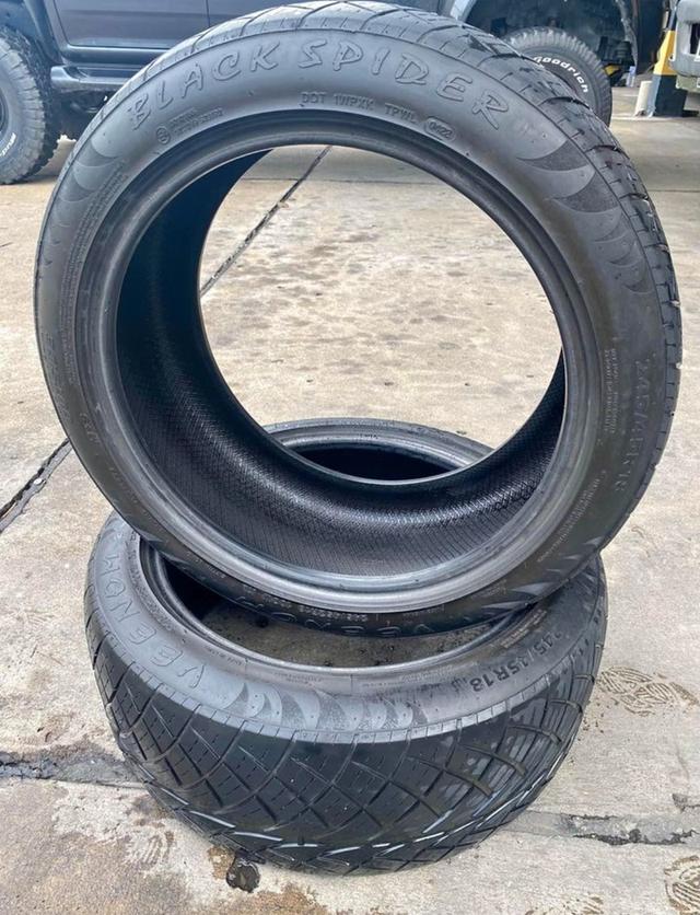 ยางรถยนต์ ปี22 245/45 R18 1