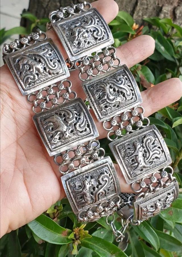 เข็มขัดเงินโบราณไม่ผ่านใช้งาน รูปที่ 2