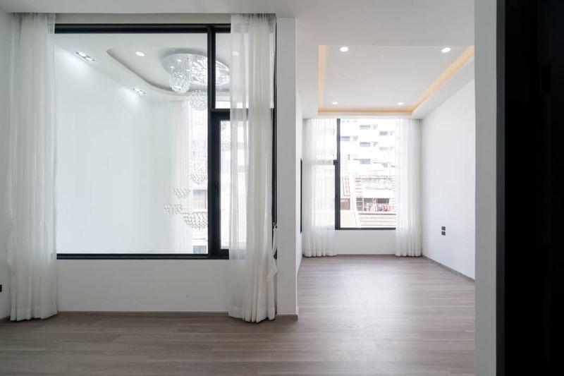 🔥ขาย Townhome 3 ชั้น 25 ตรว ซอยสุขุมวิท 15 ทำเลดี เพียง 1 นาทีถึง โรงเรียนนานาชาติ NIST และ 5 นาที ถึง BTS อโศก 15