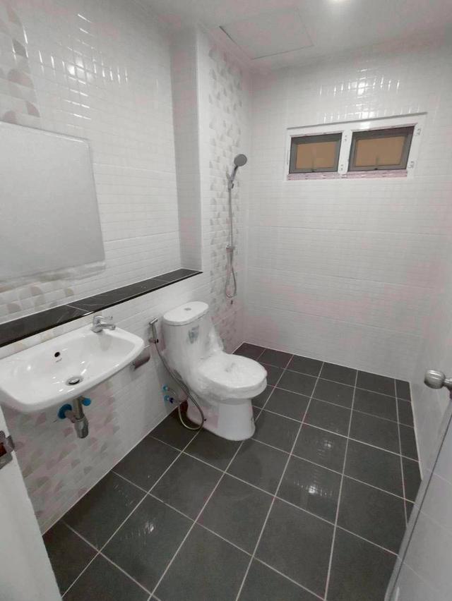 หมู่บ้านเกล้ารัตนา.. 12