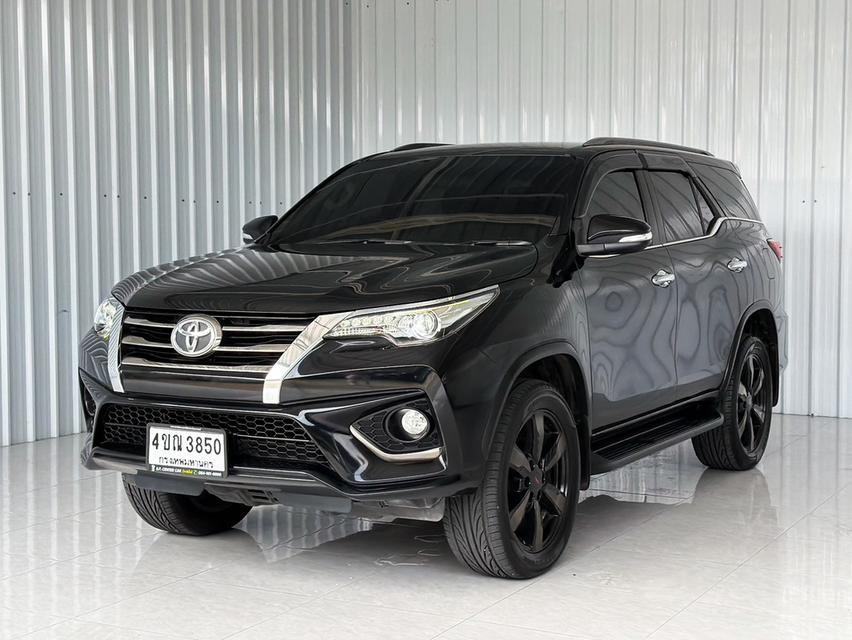 รถบ้าน สภาพดี ฟรีดาวน์ TOYOTA FORTUNER 2.8TRD SPORT (2WD) รูปที่ 2