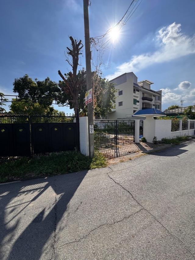 ขาย ที่ดิน ถ.ปรีดีพนมยงค์ 14 หมู่บ้านเกษมสำราญ 2 (ซอยมีสุวรรณ 3 แยก 16) 77 ตรว เหมาะ บ้าน อาคาร 2