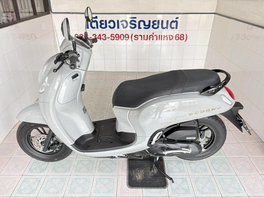 Scoopy Prestige มีสมุดคู่มือ มีรับประกัน รถมือเดียว ใช้งานน้อย สภาพใสกริ๊บ ออกง่าย ไม่ต้องค้ำ วิ่ง5000 ปลายปี67 4