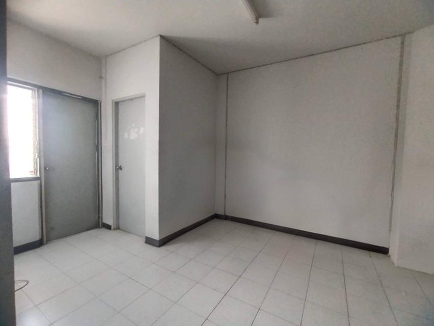 ขายห้องชุด เอื้ออาทร คอลงถนน สายใหมรีโนเวทใหม่ วิวไม่บล็อดฟรีแอร์ 5