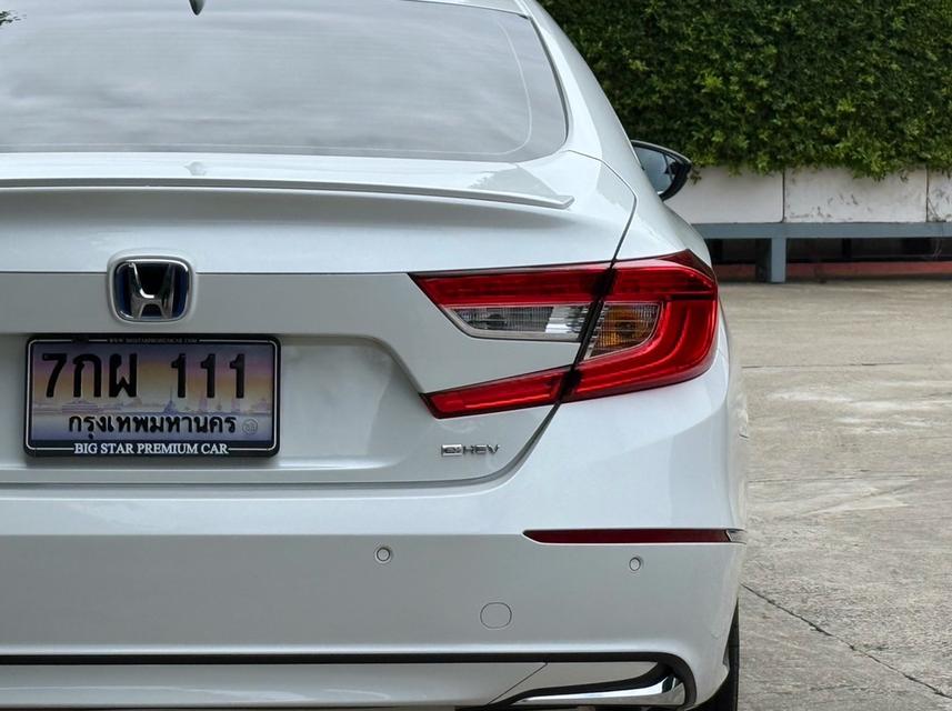 2022 HONDA ACCORD eHEV TECH รถมือเดียวออกป้ายแดง สภาพป้ายแดง รถวิ่งน้อยเพียง 20,000 กม ไม่เคยมีอุบัติเหตุครับ 9