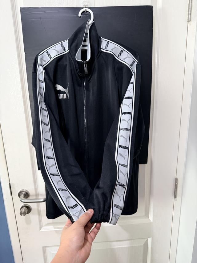 เสื้อวอร์มสีดำ แบรนด์ Puma รูปที่ 6