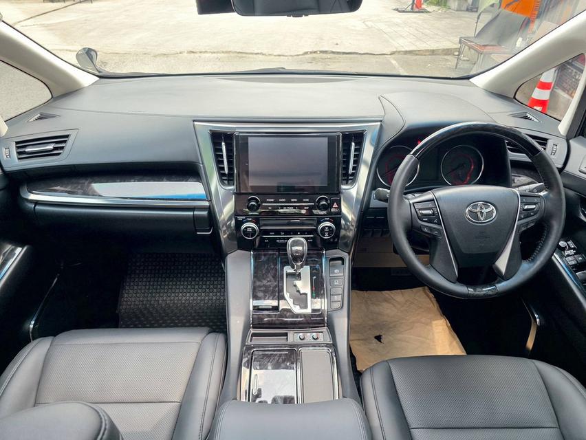 Toyota ALPHARD 2.5SC PACKAGE สีดำ ปี 2023 ไมล์ 30,000 กม. รูปที่ 10