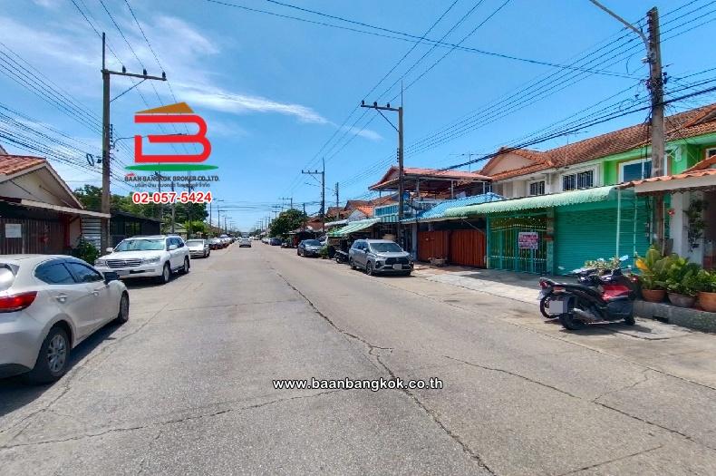 ทาวน์เฮาส์ หมู่บ้านพฤกษา 11 คลอง 3 เนื้อที่ 24.2 ตร.ว (ใกล้ตลาดเจริญผล) ตำบลคลองสาม อำเภอคลองหลวง ปทุมธานี 2