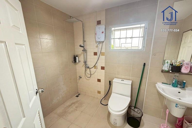 ขายและให้เช่าบ้านเดี่ยว 2 ชั้น พร้อมพัฒน์ กรีนโนวา รามอินทรา ถนนปัญญาอินทรา หลังมุม ใกล้เดอะ เลกาซี่ กอล์ฟ คลับ 13