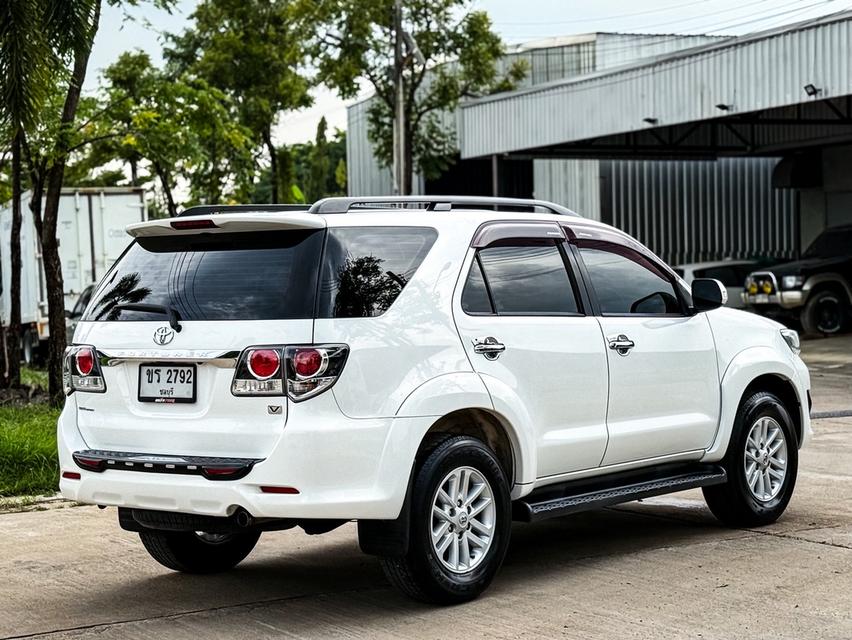 Toyoya Fortuner 2.5V ปี15 6