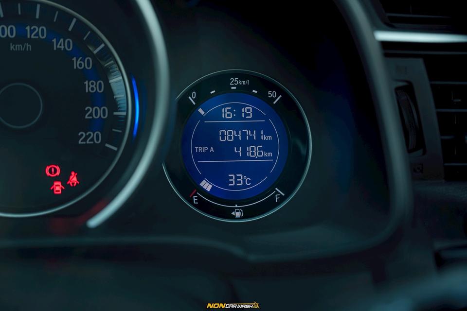 รถยนต์ Honda jazz gk 2014 6