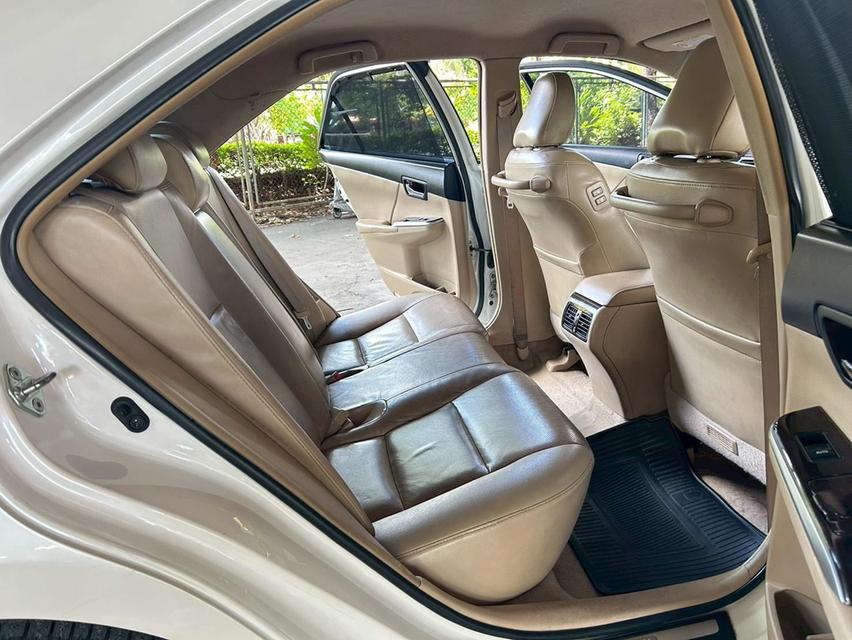 Toyota Camry 2.5 Hybrid AT ปี 2014 16