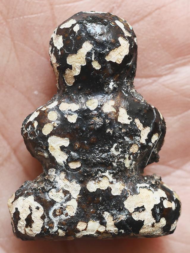 พระปิดตาหลวงพ่อทองสุข วัดสะพานสูง พิมพ์ชลูด....เก่า เนื้อจัดๆ 7