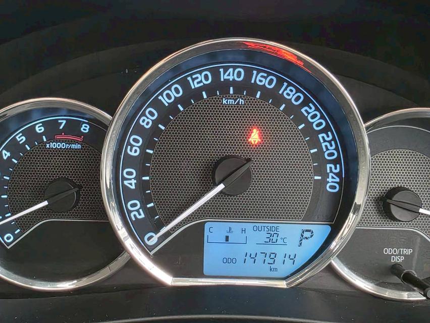 ขาย Toyota Altis 1.8Esport ปี16 8