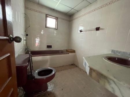 ขาย บ้านเดี่ยว กฤษดานคร 26 นครชัยศรี 120 ตรม. 57 ตร.วา ติดถนนเพชรเกษม เข้าทางบรมราชชนนีก้ได้ บ้านเปล่าไม่เคยอยู่ พร้อมตก 4