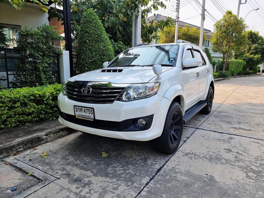 Toyota Fortuner 3.0 V (ปี 2014) SUV AT 1
