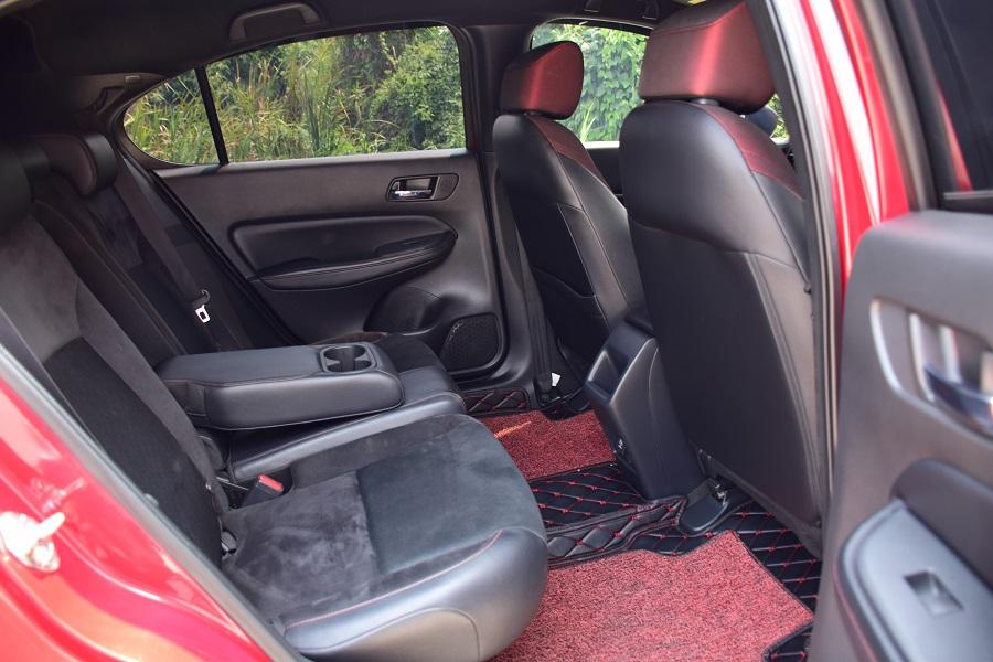 ขายเพียง 448000 บาท /รถสวยตัวท็อป ออฟชั่นส์ /มือเดียว HONDA CITY 1.0 เทอร์โบRS ปี2021 พุตสต๊าท ชุดแต่งรอบคัน/ประหยัดน้ำมัน โทร0957401229 ไอดีไลน์ UTBP