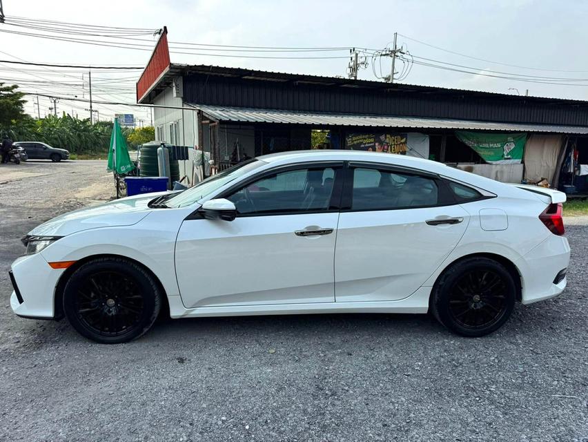 Honda CIVIC FC 1.5 turbo RS ปี2018 ไมล์แค่80,000 9