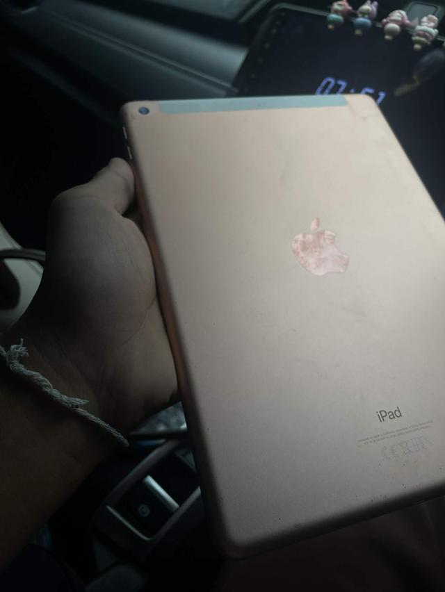 iPad gen 6 32 GB WiFi/ซิม 6