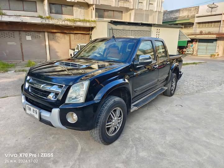 Isuzu D-Max สีน้ำเงิน 3