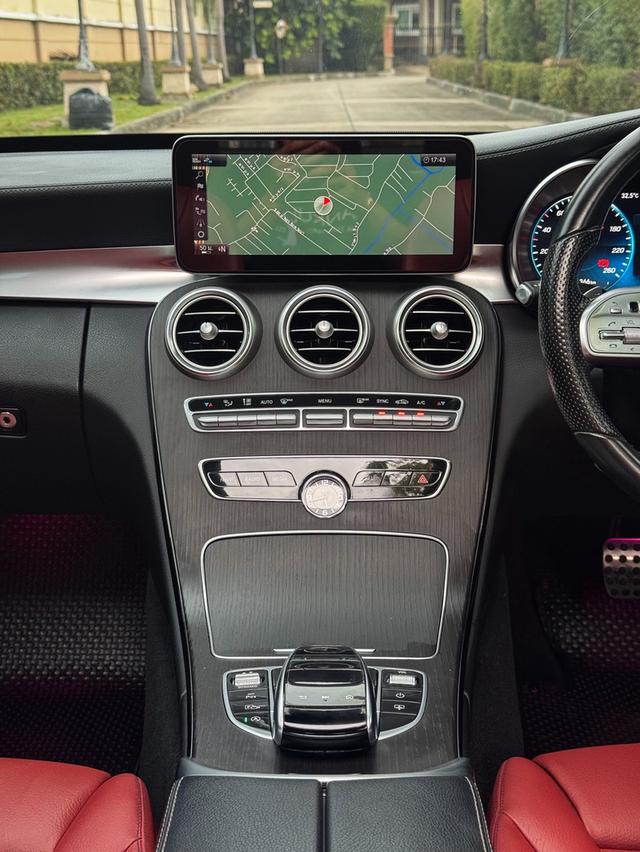 Benz C220d AMG Dynamic W205 ปี 2022 สีขาว เจ้าของเดียว รูปที่ 16