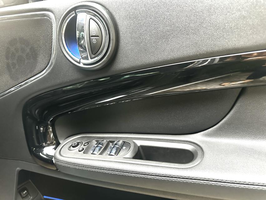 2020 MINI COUNTRYMAN COOPER 2.0s Hightrim