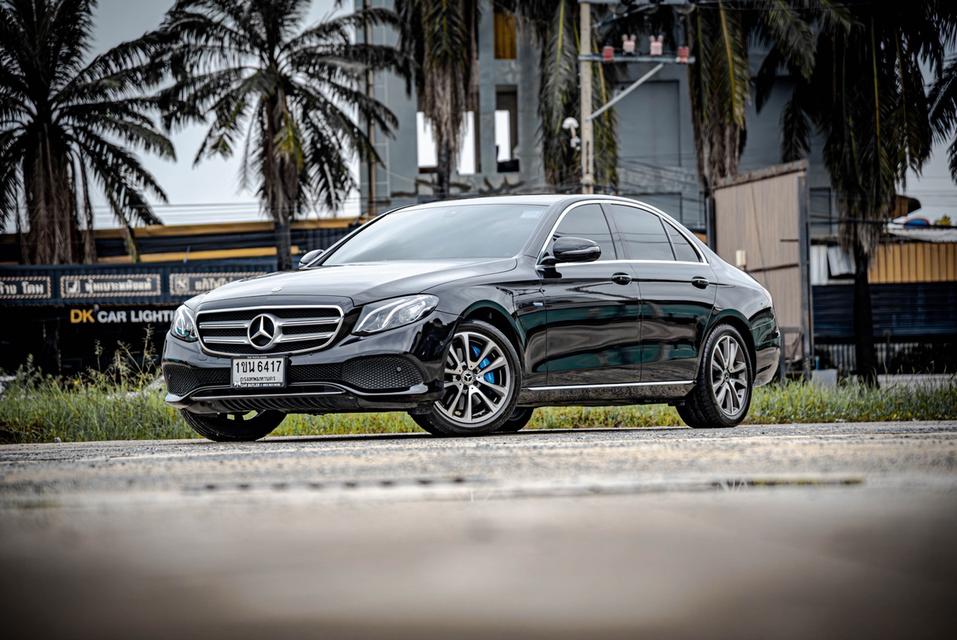 Mercedes-Benz E350e Avantgarde 2.0 W213 2017 ไมล์ 127,000 km. !!!  ราคา 699,000 บาท