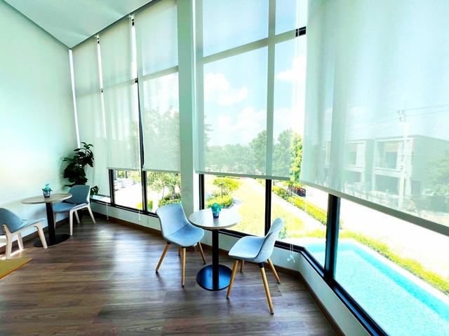 แต่งครบจัดเต็มเฟอร์ฯ 3 นอน ทำเลดีติดเมกาบางนา รร.นานาชาติคอนคอร์เดียน 900 ม.ให้เช่าพรีเมียมทาวน์โฮม 2 ชั้น 18 ตร.วา. 150 4