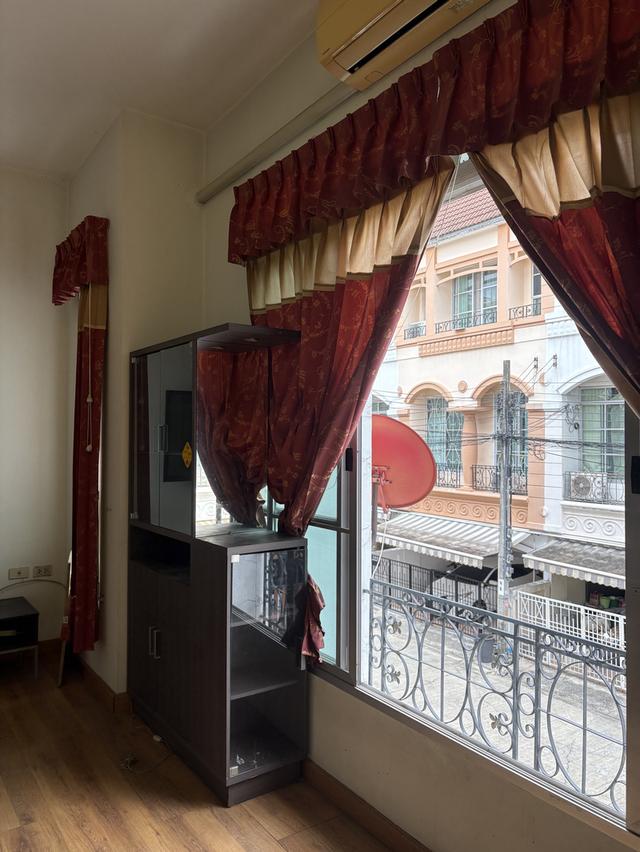 ให้เช่าทาวน์โฮม 3 ชั้น ม.บ้านกลางเมือง โยธินพัฒนา–ลาดพร้าว ใกล้เซ็นทรัลอีสต์วิลล์ เลียบด่วนรามอินทรา