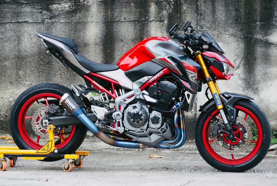 Z900