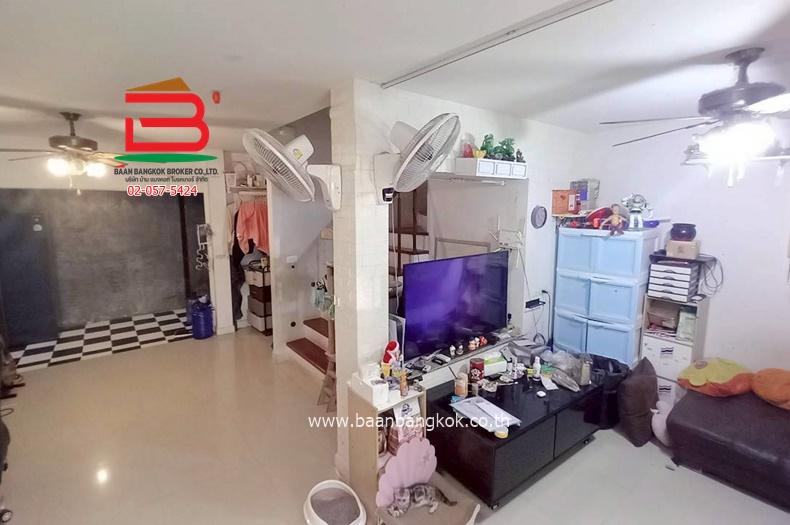 ทาวเฮ้าส์ หมู่บ้านศุภาลัย โนโววิลล์ คลอง 5 (ใกล้สวนน้ำลำลูกกา) เนื้อที่ 30.8 ตรว. อำเภอลำลูกกา ปทุมธานี 4